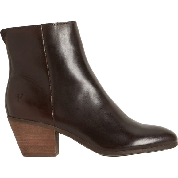 NEW Frye Megan Booties - Leather  in Chocolate For Women 825 7s3 - Picture 1 of 6